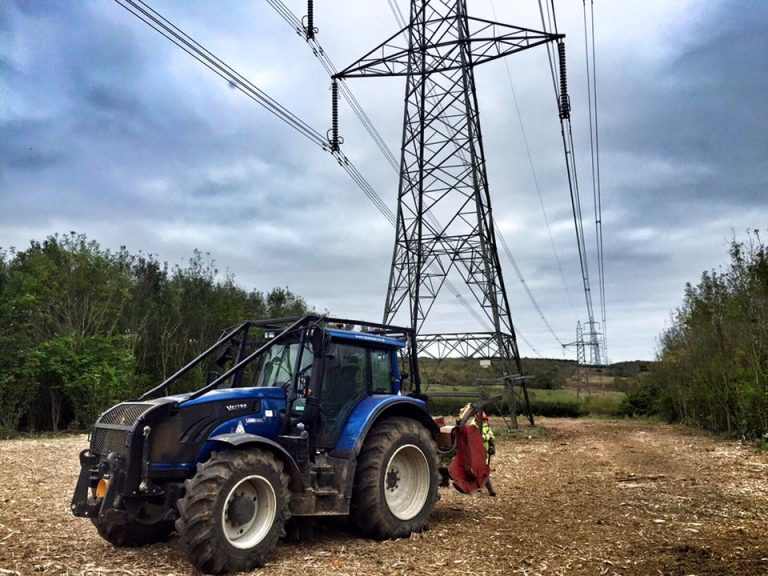 Valtra Mulching for National Grid