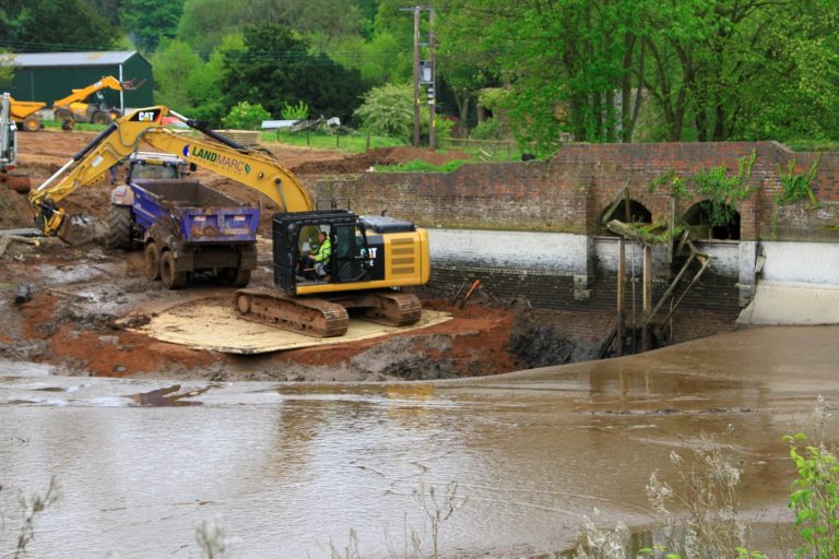 Wombourne Silt Removal Services