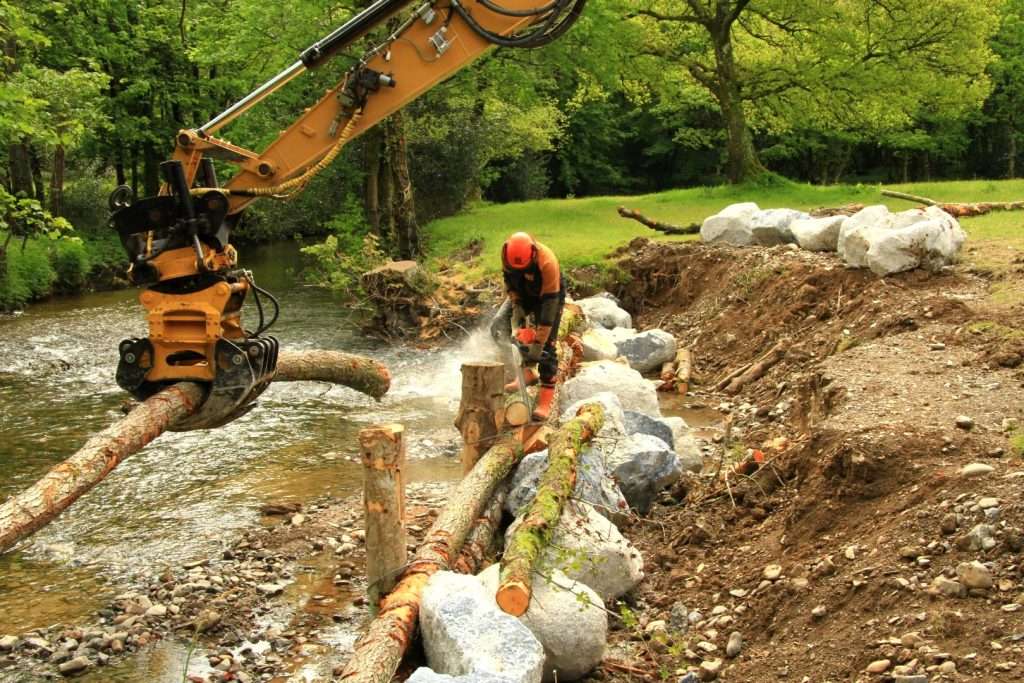 Riverbank Erosion Protection Using Rock Armour & Tree Stumps